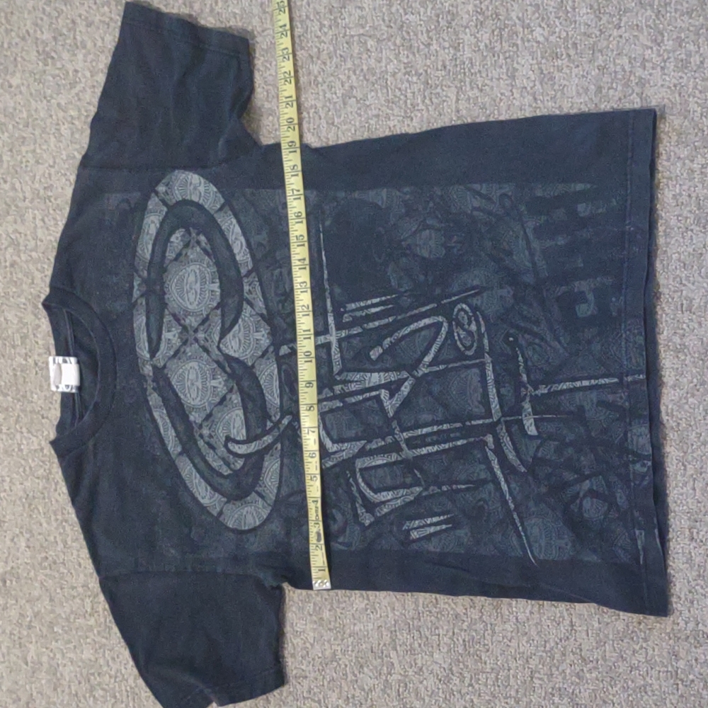SRH shirt size medium
